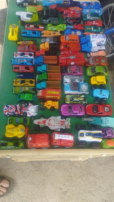 Машинки детские б/у