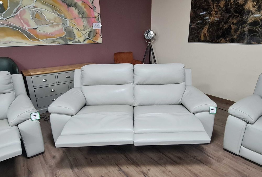 Италиански сив кожен комплект диван тройка и два фотьойл "Moreno"