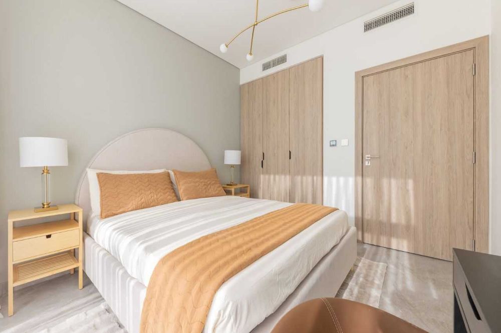 Сдается просторная 2-х комнатная квартира на Ойбеке,  2/7/9. Р5