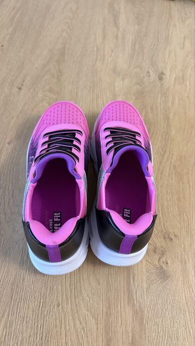 Маратонки Skechers