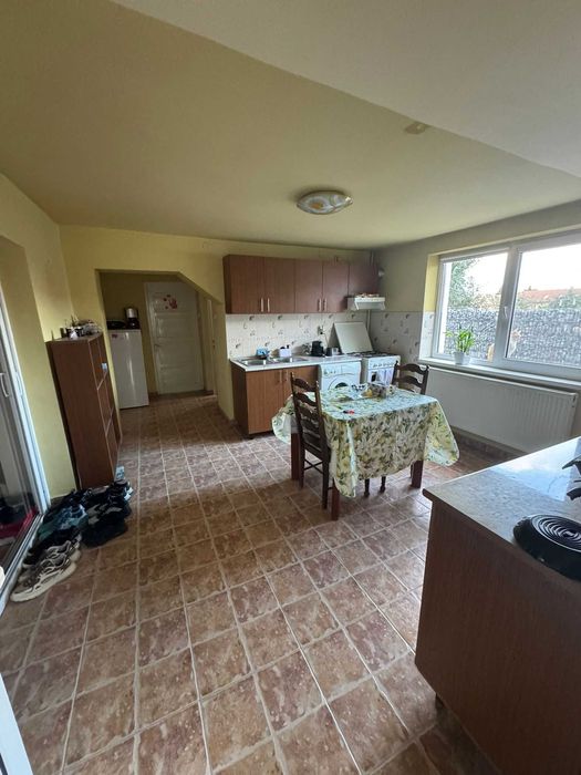 Casa de vanzare! Strada Mihai Eminescu!