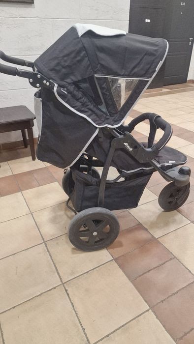 Коляска для малыша