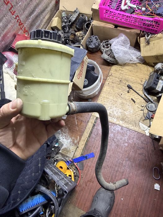 Бачок Гура Рено Ларгус