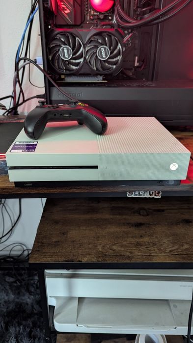 Consolă Xbox One S 500GB Defectă