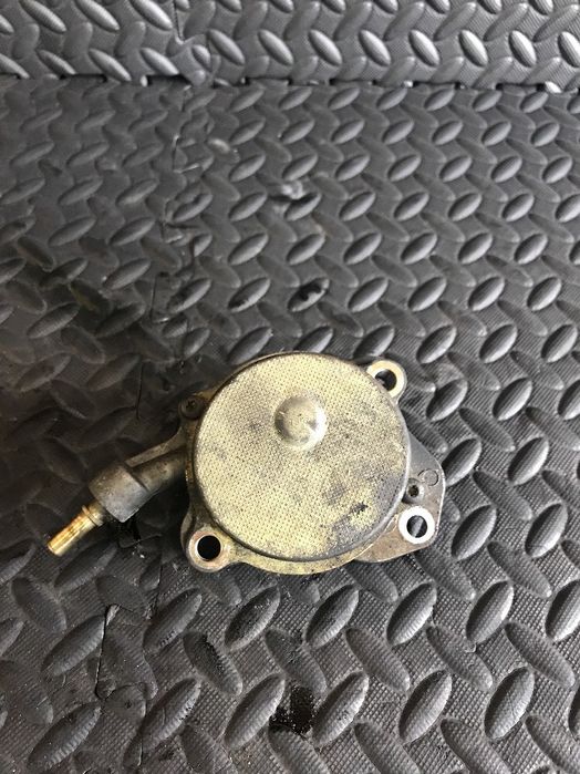 Вакуумна помпа за Peugeot C8, 807 2.2 HDI (2002-2006) 9631971580