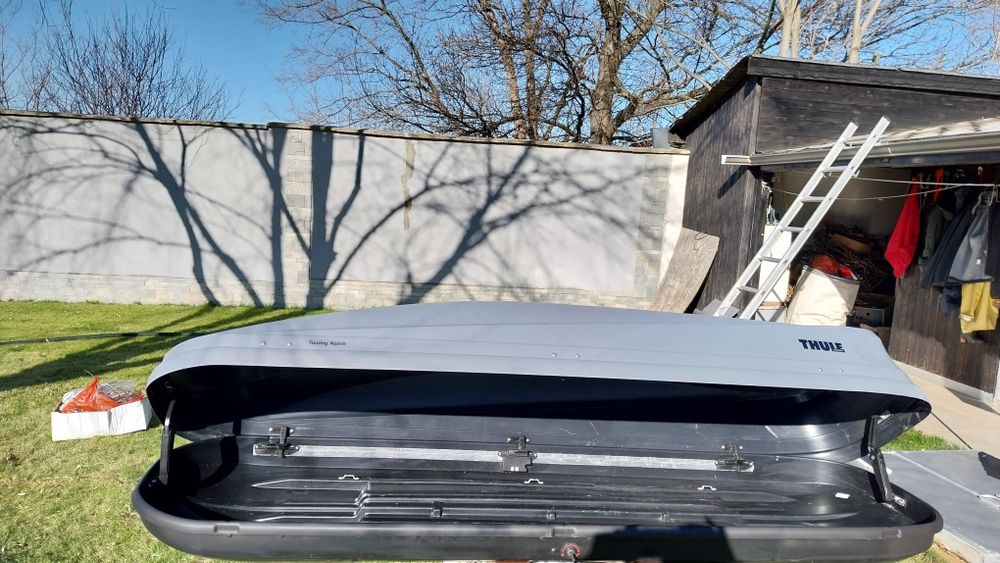 Продавам карбонов куфар в много добро състояние добро състояние добро