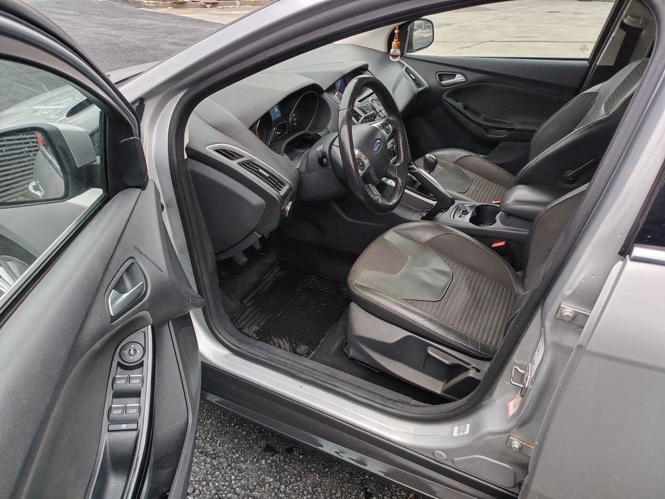 Ford Focus 3 Champions League  – scaune & parbriz încălzite!