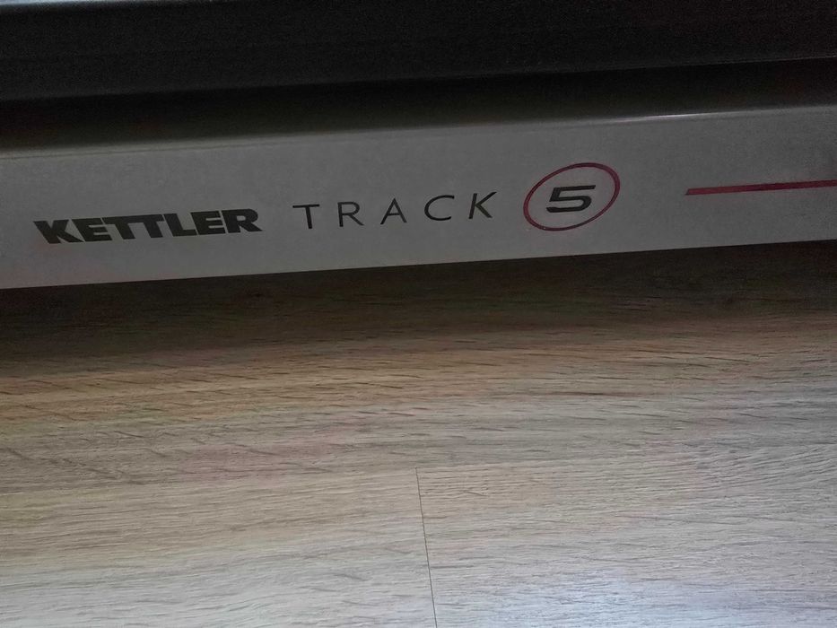 Бягаща пътека професионална KETTLER TRACK 5