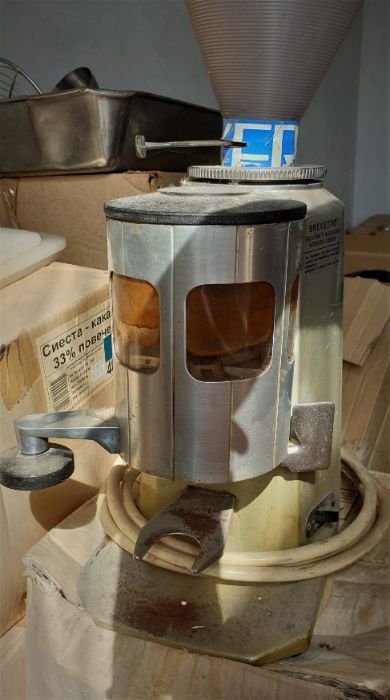 Кафемелачка професионална Brevetto