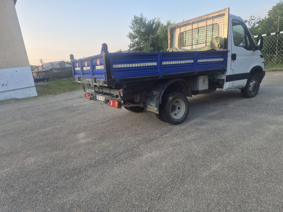 De vânzare iveco basculabil