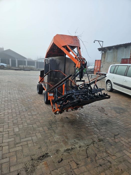 Masina montaj pavaj mecanizat OPTIMAS, 2880 ore, stare perfecta