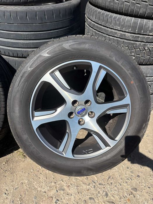 Set 4 anvelope Nexen NFera  RU1 235 60 R18 ci379