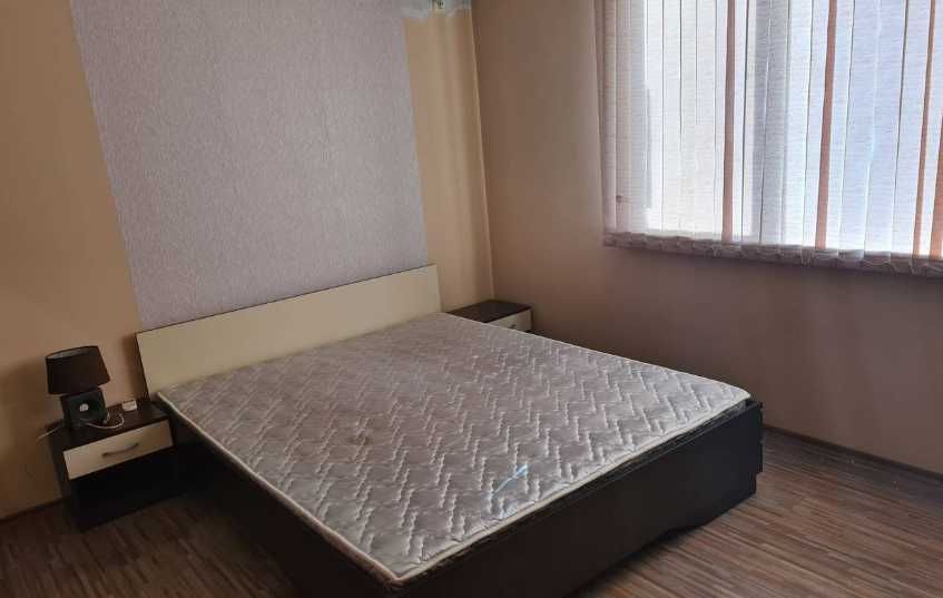 Дава се под наем Двустаен апартамент в Бургас, Център - 72 кв.м за 153 € - Снимка #6