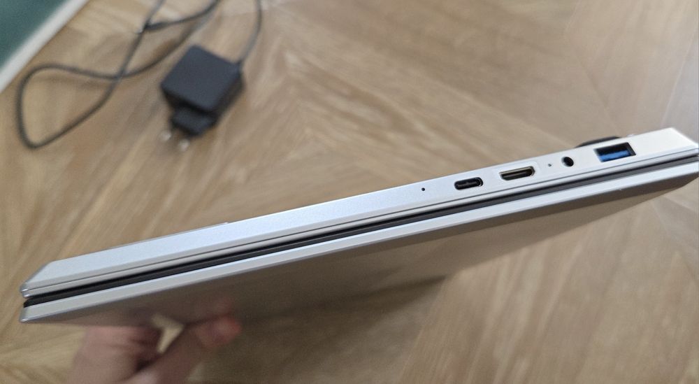 Продам ноутбук Neyro Evobook 14