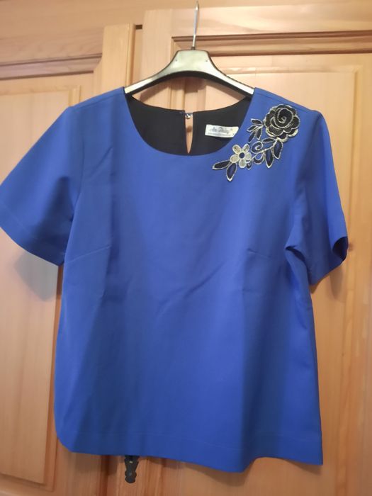 Frumoasa bluza dama albastra cu broderie mărimea XL