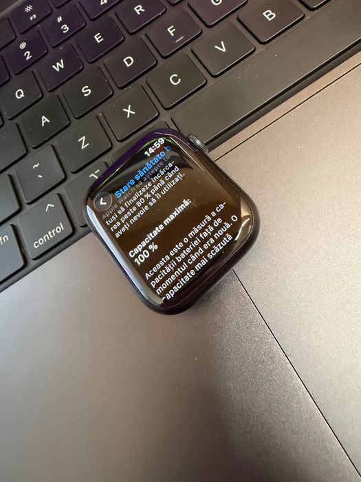 Apple Watch Series 9 45mm Midnight AL GPS ca nou, sanatate baterie 100%