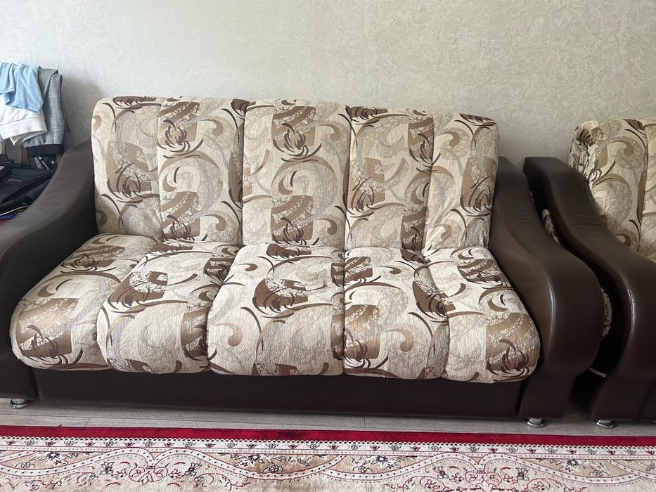 Продам диван тройка