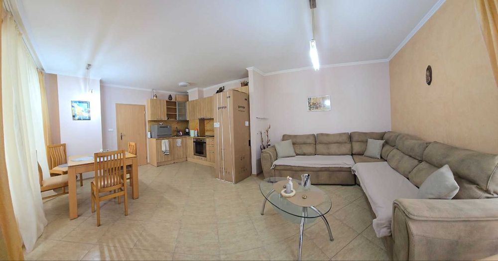 Изгрев тристаен апартамент обзаведен