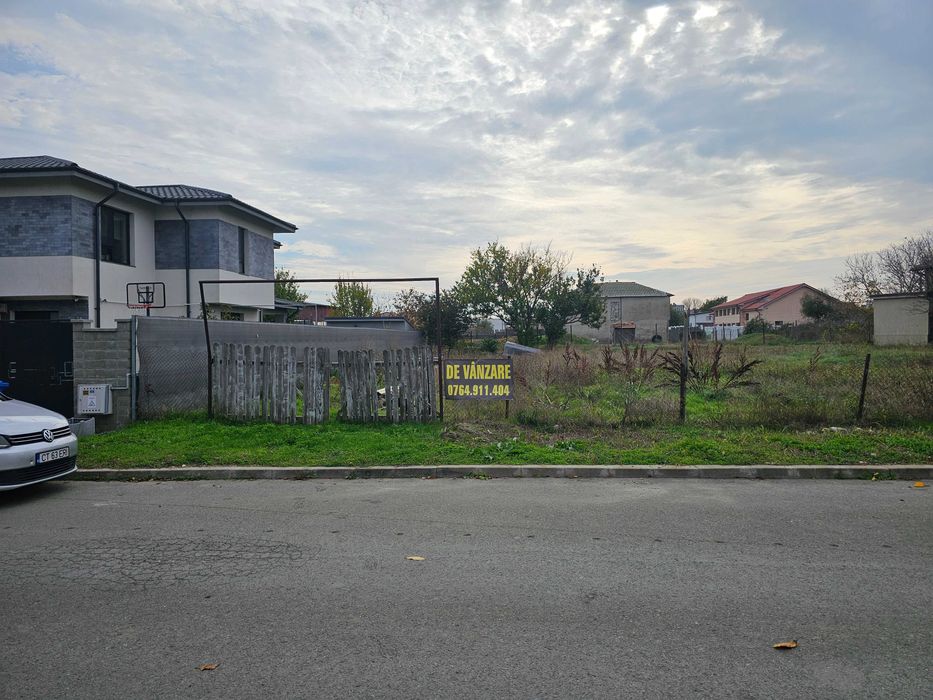 teren Cumpana zona foarte buna