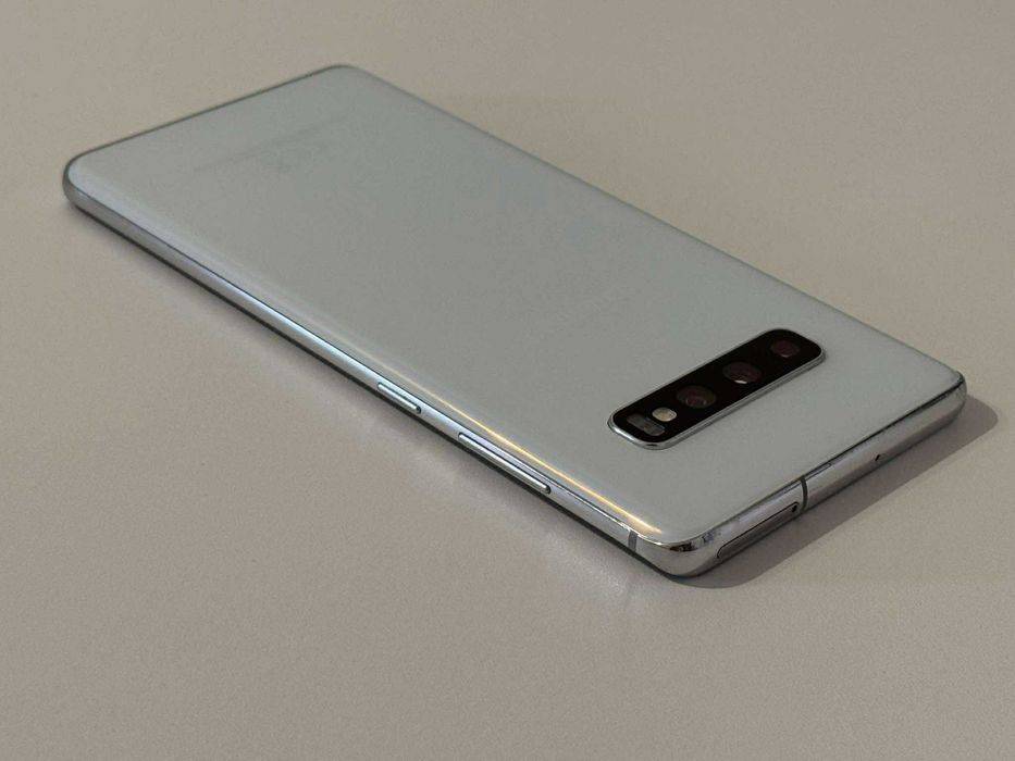 Бартер! Samsung Galaxy S10+ Plus Prism White (Бял)