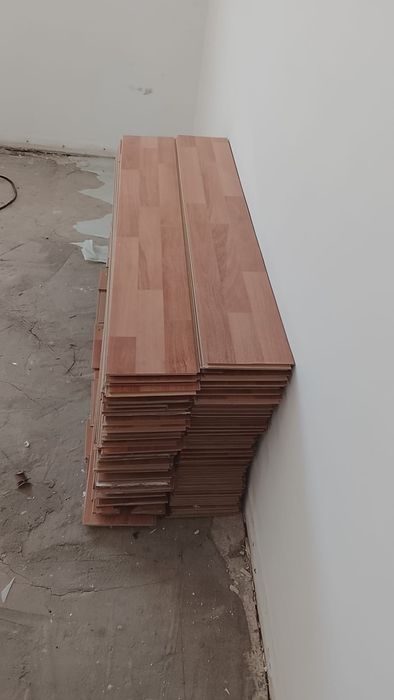 Ламинат сатылады