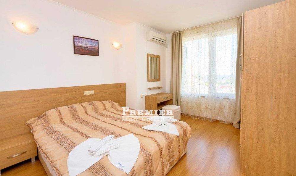 Продава се Тристаен апартамент в Несебър - 98 кв.м за 1817 €/кв.м - Снимка #2