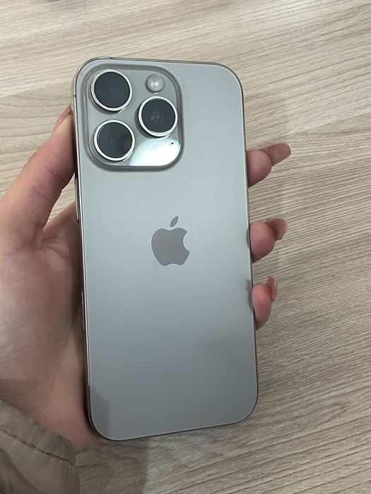 Айфон 16 про,титан