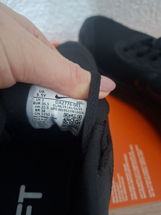 Оригинални маратонки nike