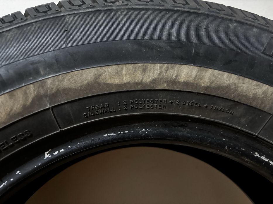 Doua anvelope Maxxis M+S, P205/70/R15