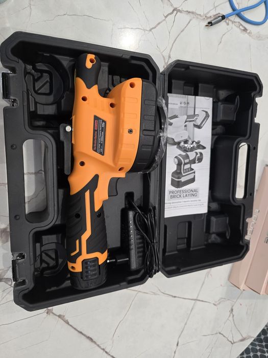 Вибро машинка новая для плитки