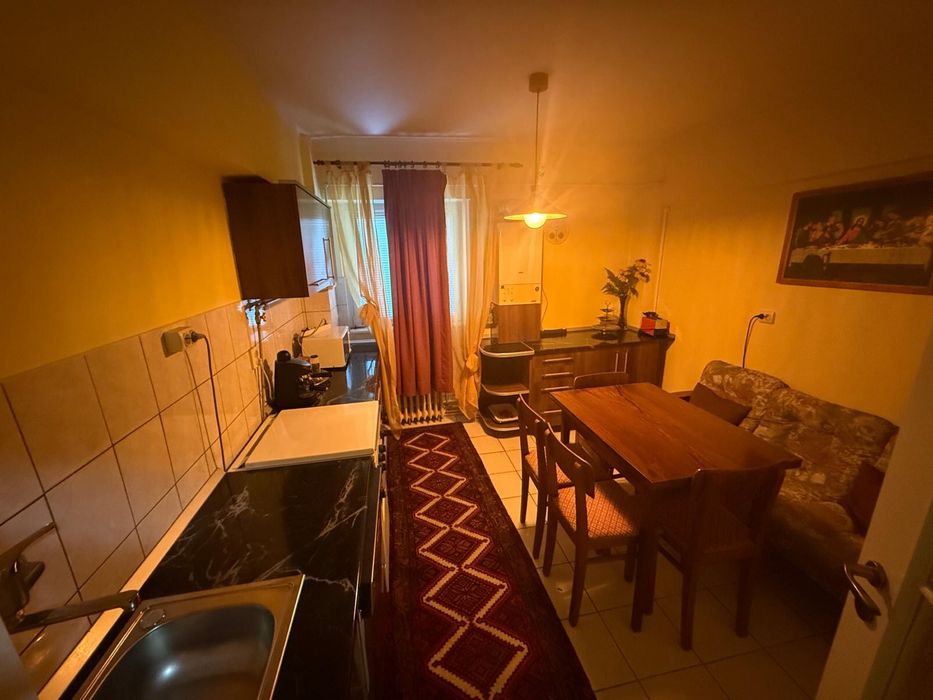 Ofer spre Inchiriere Apartament 4 Camere Zona Micro 17