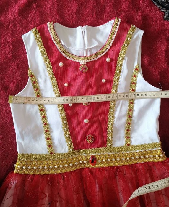 Платье на девочку (3-4класс), +подарок