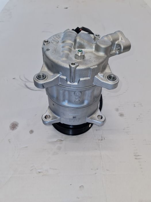 Compresor AC 1.5 B / BMW seria 2 U06 /cod-6452-5A5C710 /B38A15P OEM