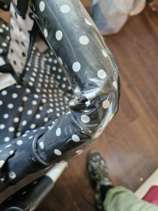 Бебешка количка 3 в 1 с нов зимен кош