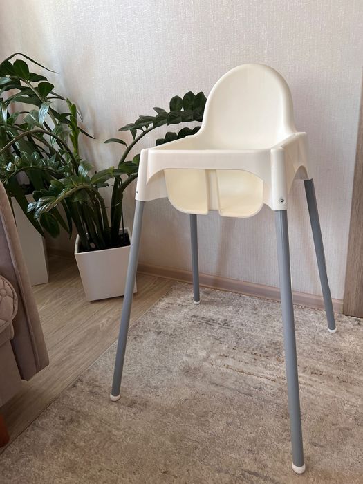 Продам детский стульчик для кормления IKEA