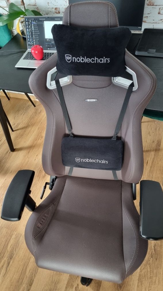 Scaun noblechairs discount