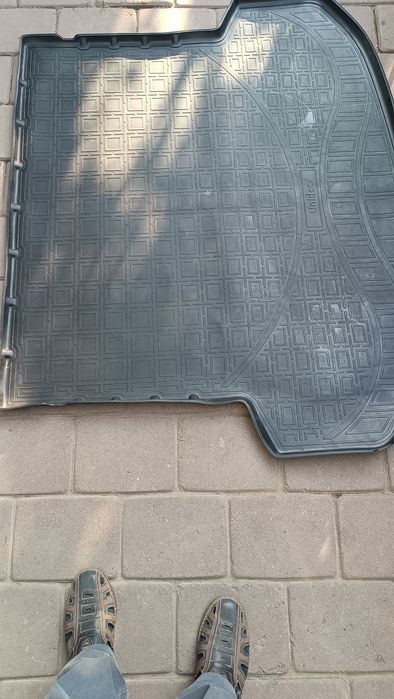Коврик в багажник