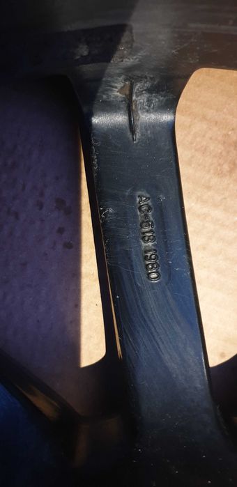 janta Toyota Rav4 model nou pe 19 inci