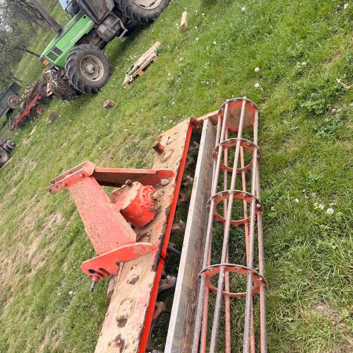 Freza grapa rotativa /Plug