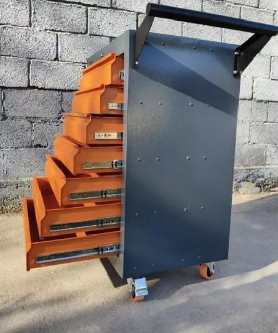 Verstak stul va asbob aravachalari