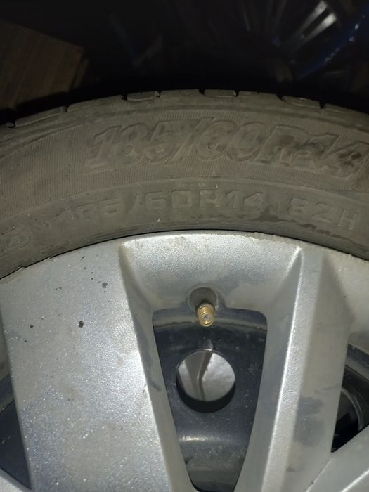 Продам шины с дисками
