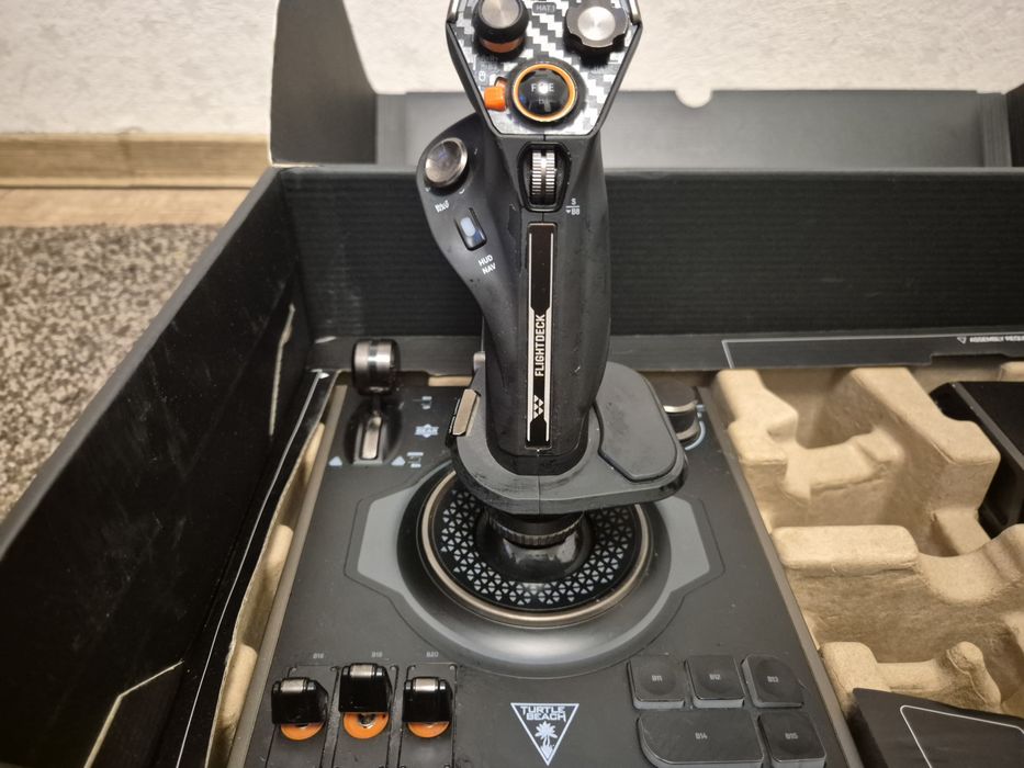 Simulator Zbor VelocityOne Flightdeck