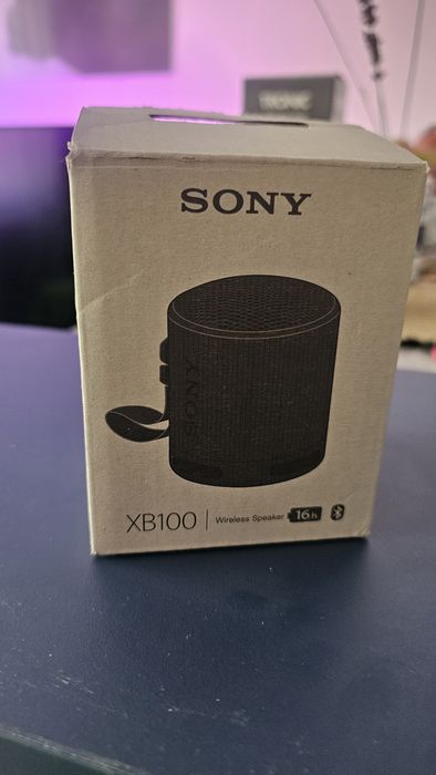 Преносима bluetooth колонка Sony srs xb100