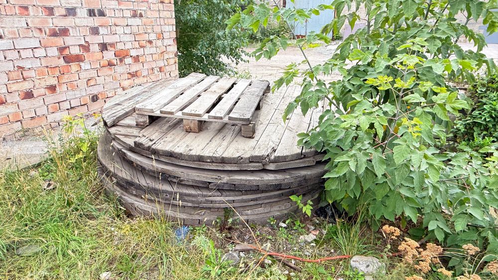 Деревянные изделия, дрова, доски