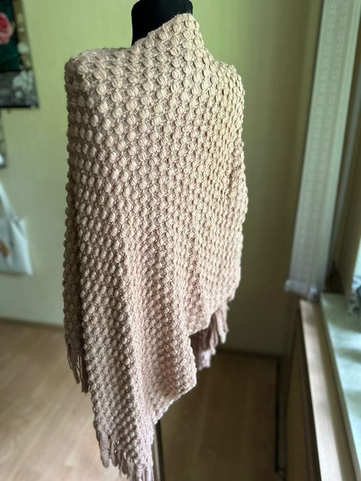 Пончо накидка вязанная