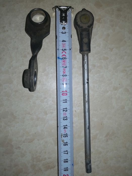 Продавам, Изправни, Синхронизатори, Превключващи щанги за фиксиране