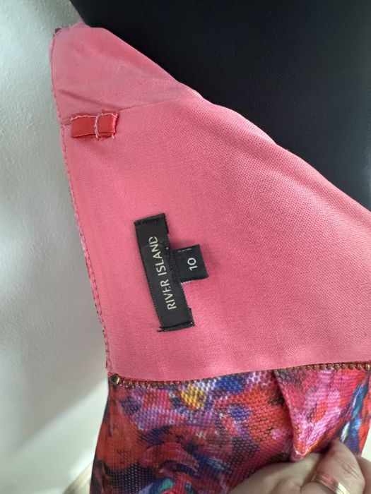 Rochita river island S