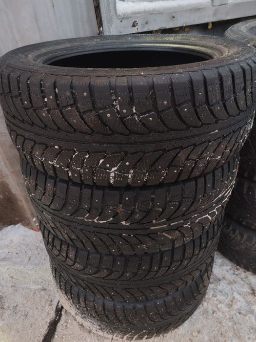 Шины зимние на 18