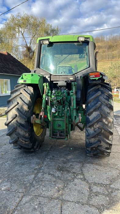Dezmembram tractor John Deere 6910