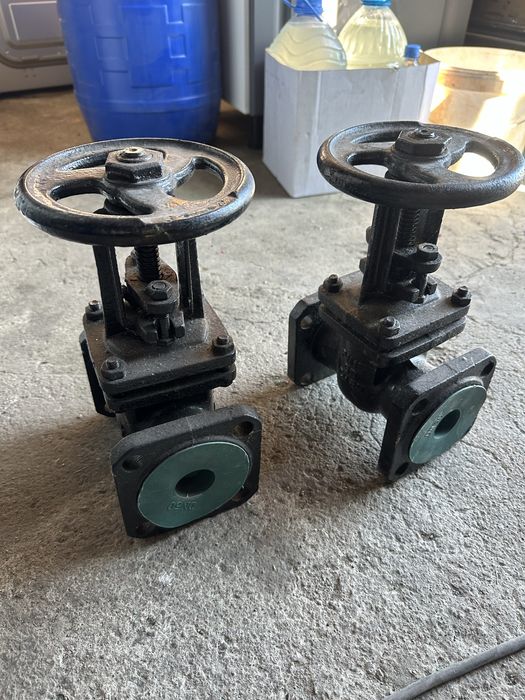 Продам новые задвижки